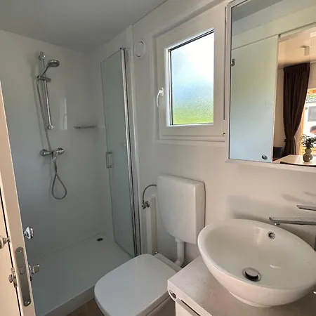 Mobile - Sea La Vie Holiday home