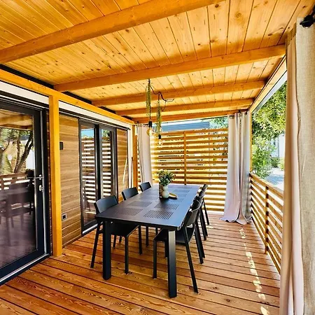 Mobile - Sea La Vie Holiday home *
