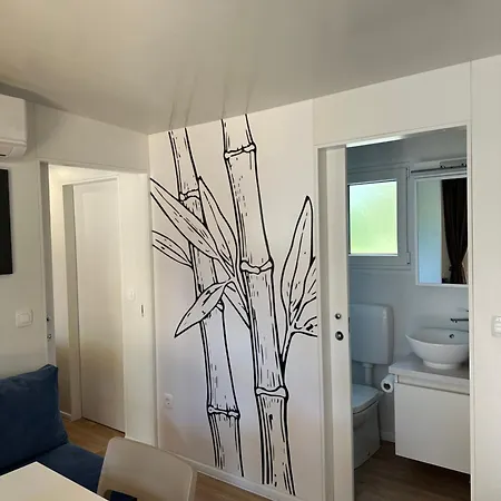 Holiday home Mobile - Sea La Vie *