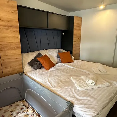 Mobile - Sea La Vie Holiday home